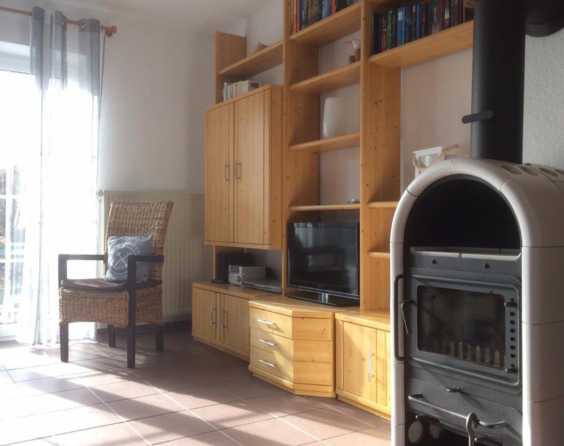 Ferienhaus Heimathafen Neßmersiel Bagian luar foto